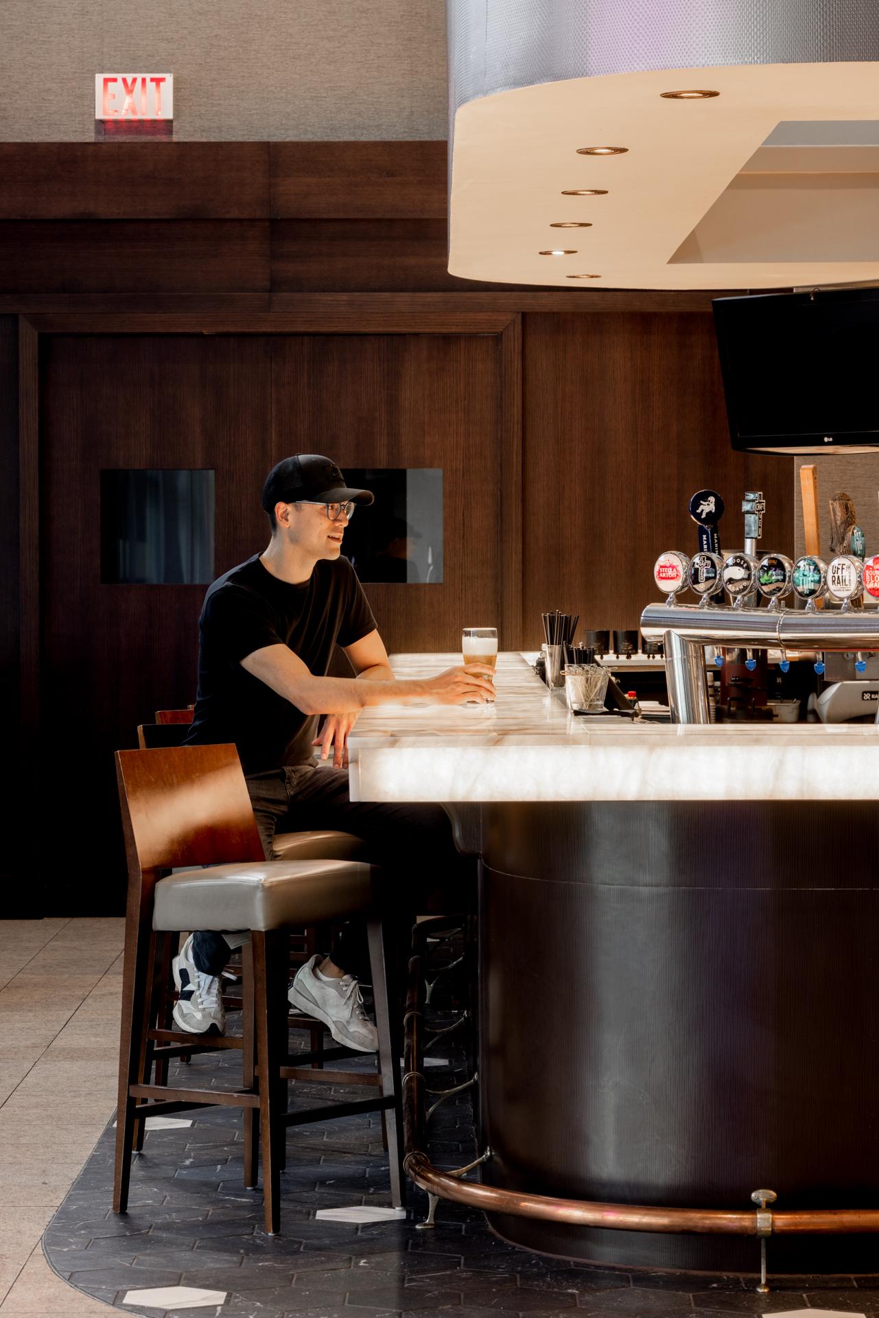 Executive Plaza & Conference Centre, Metro Vancouver Hotel