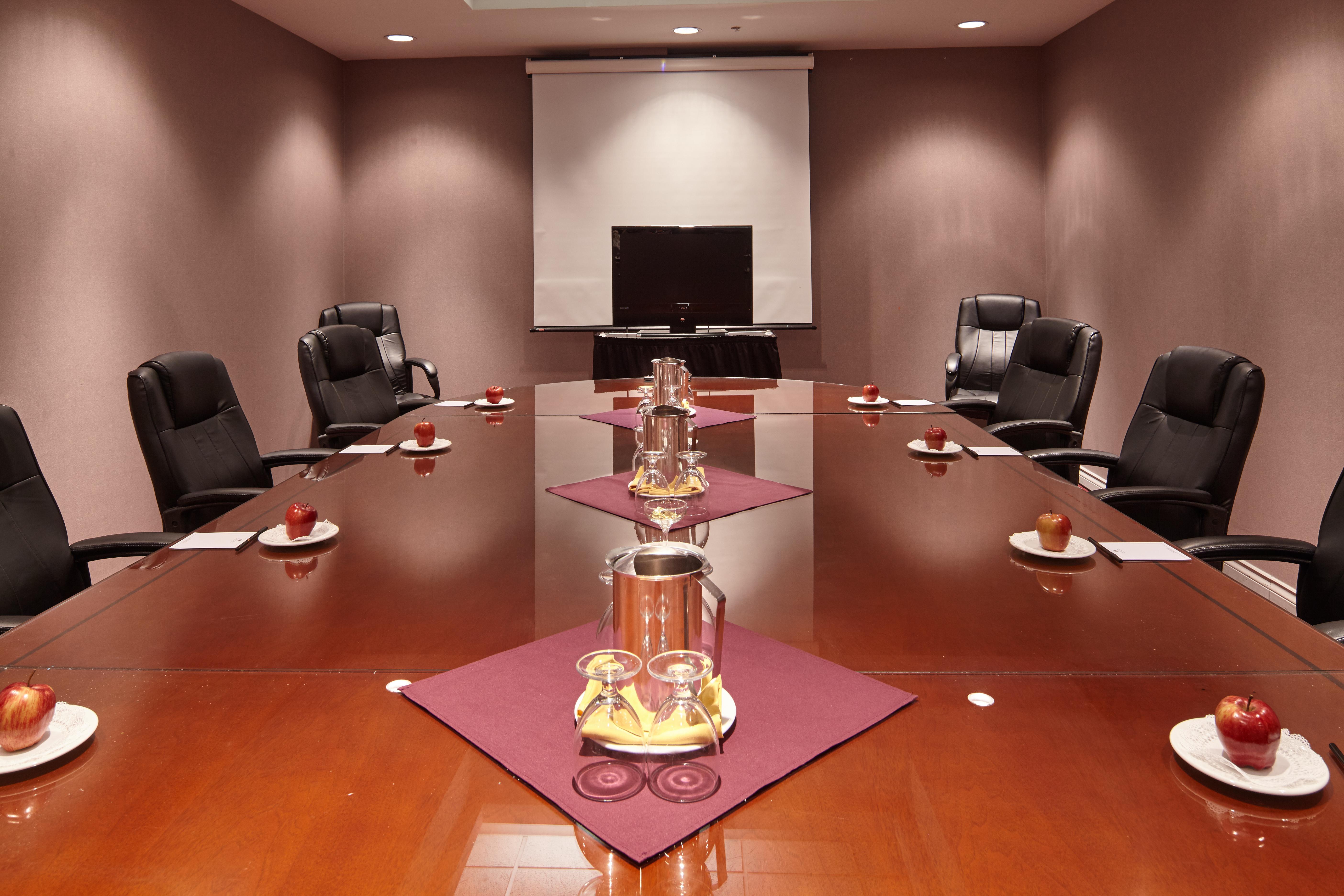 Executive Plaza & Conference Centre, Metro Vancouver Coquitlam