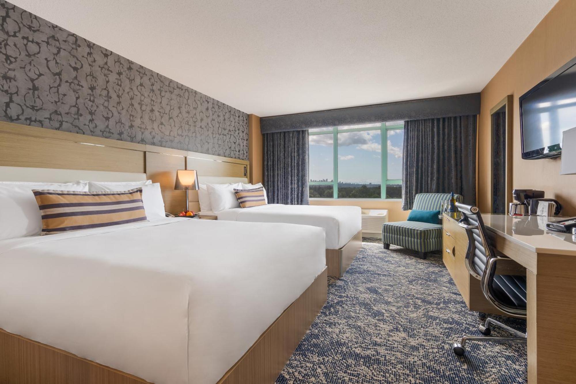 Hotel Executive Plaza & Conference Centre, Metro Vancouver